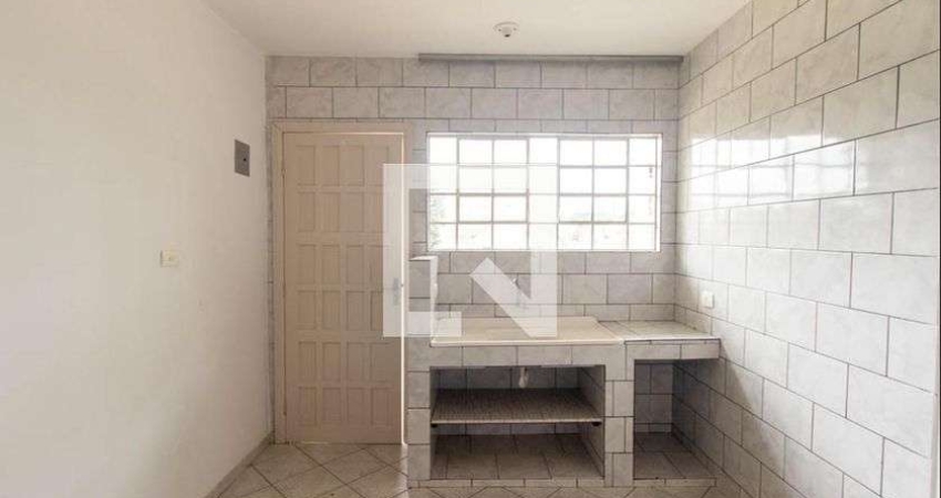 Kitnet / Stúdio para Aluguel - Portão, 1 Quarto,  18 m² - Curitiba