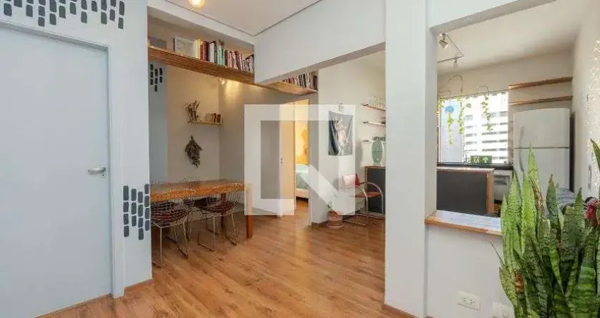 Apartamento para Aluguel - Consolação, 2 Quartos,  70 m² - São Paulo