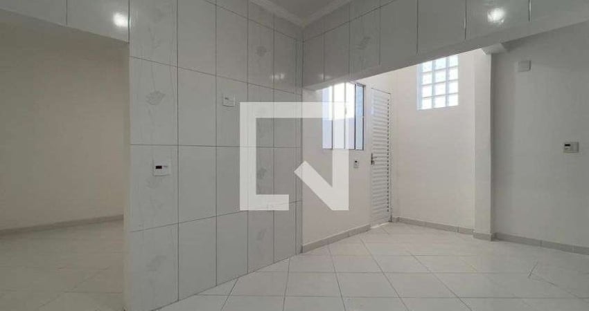 Casa para Aluguel - Vila Galvão, 1 Quarto,  40 m² - Guarulhos