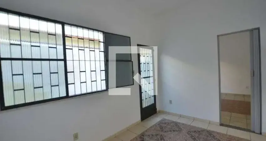 Casa para Aluguel - Campo Grande, 1 Quarto,  60 m² - Rio de Janeiro