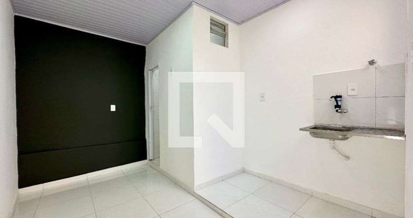 Kitnet / Stúdio para Aluguel - Humaitá, 1 Quarto,  12 m² - Rio de Janeiro