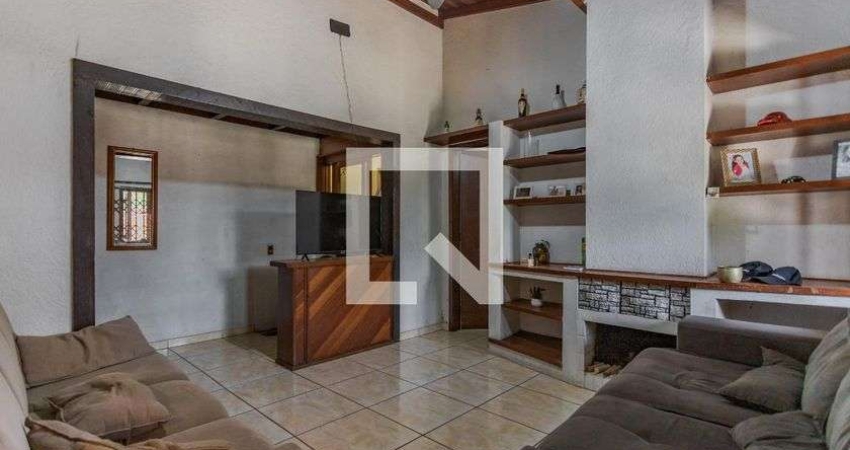 Casa para Aluguel - Sarandi, 2 Quartos,  120 m² - Porto Alegre