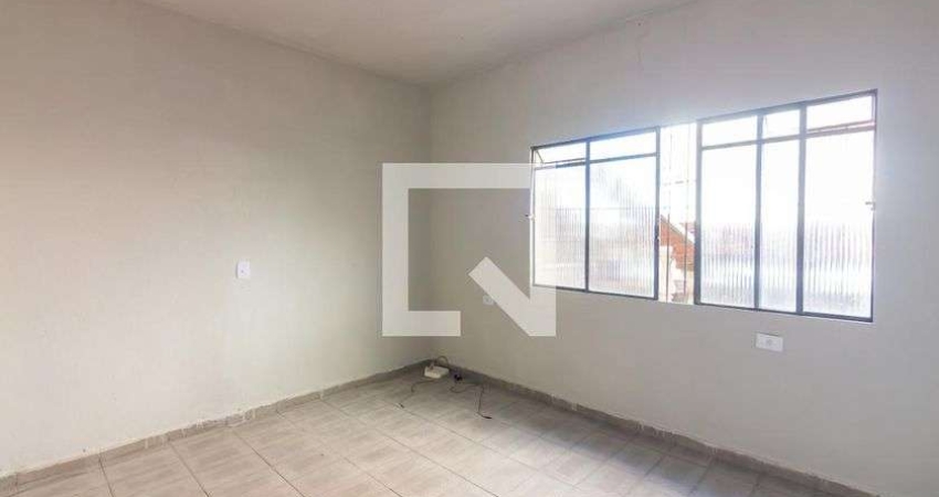Casa para Aluguel - Quitaúna, 1 Quarto,  33 m² - Osasco