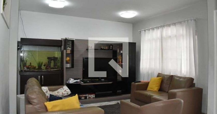Casa para Aluguel - Bairro Alto, 3 Quartos,  170 m² - Curitiba