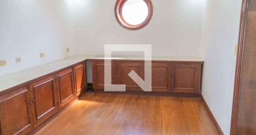 Casa para Aluguel - Jardim Londrina, 3 Quartos,  146 m² - São Paulo