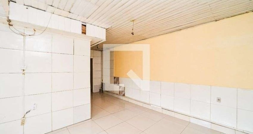 Casa para Aluguel - Sarandi, 2 Quartos,  75 m² - Porto Alegre