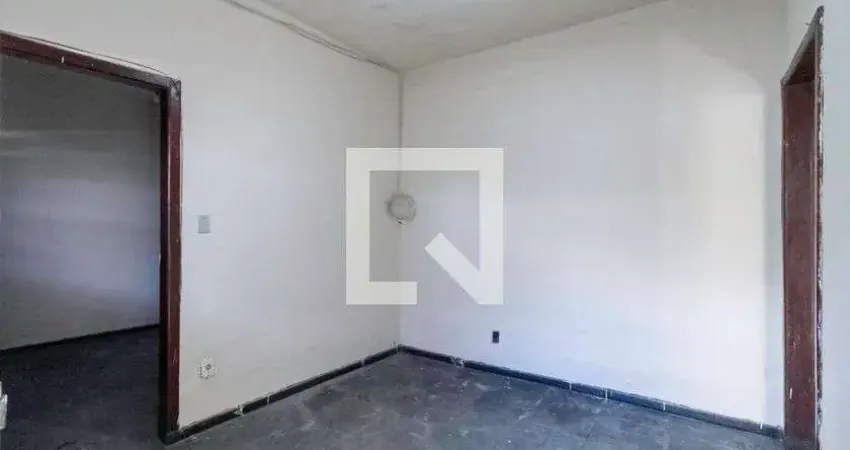 Casa para Aluguel - Maria Helena, 1 Quarto,  200 m² - Belo Horizonte