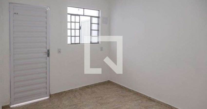 Casa para Aluguel - Vila Miriam, 1 Quarto,  44 m² - Guarulhos