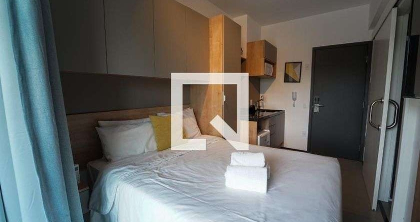 Cobertura para Aluguel - Perdizes, 1 Quarto,  25 m² - São Paulo