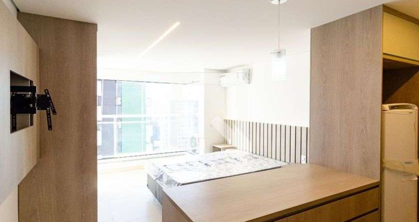 Kitnet / Stúdio para Aluguel - Chácara Inglesa, 1 Quarto,  27 m² - São Paulo