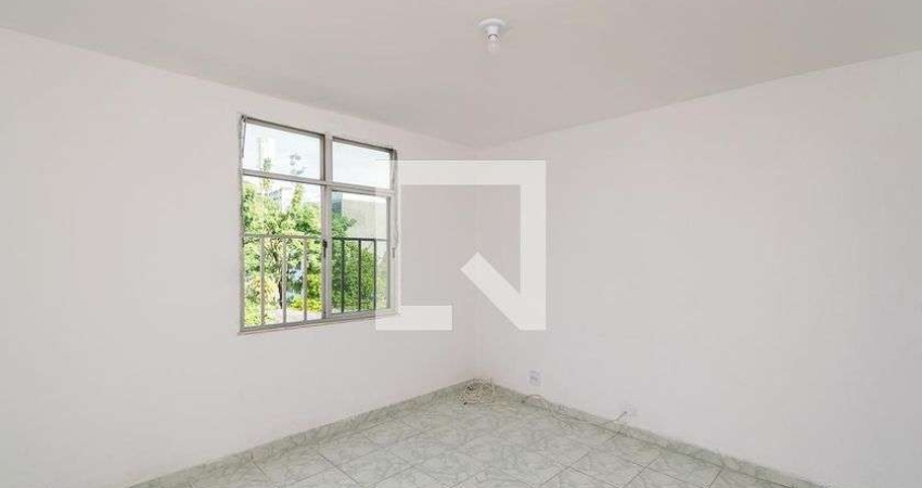 Apartamento para Aluguel - Olaria, 2 Quartos,  48 m² - Rio de Janeiro