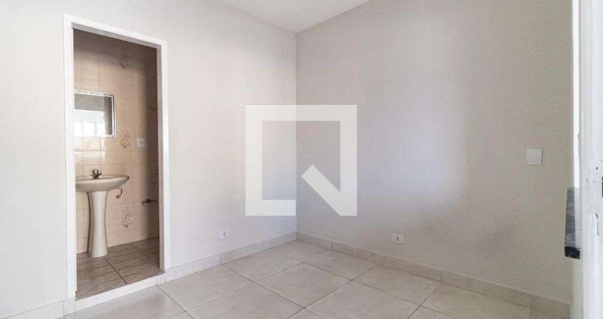 Casa para Aluguel - Sacomã, 1 Quarto,  40 m² - São Paulo