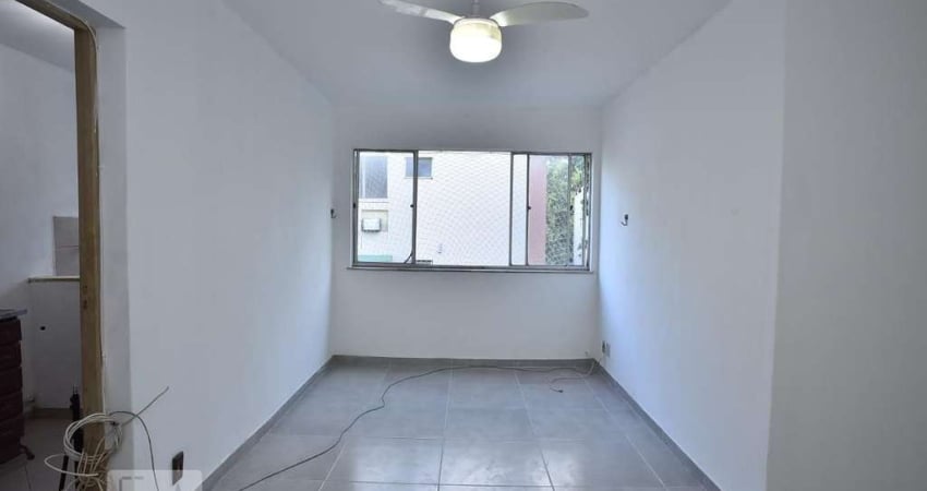 Apartamento para Aluguel - Pechincha, 2 Quartos,  49 m² - Rio de Janeiro