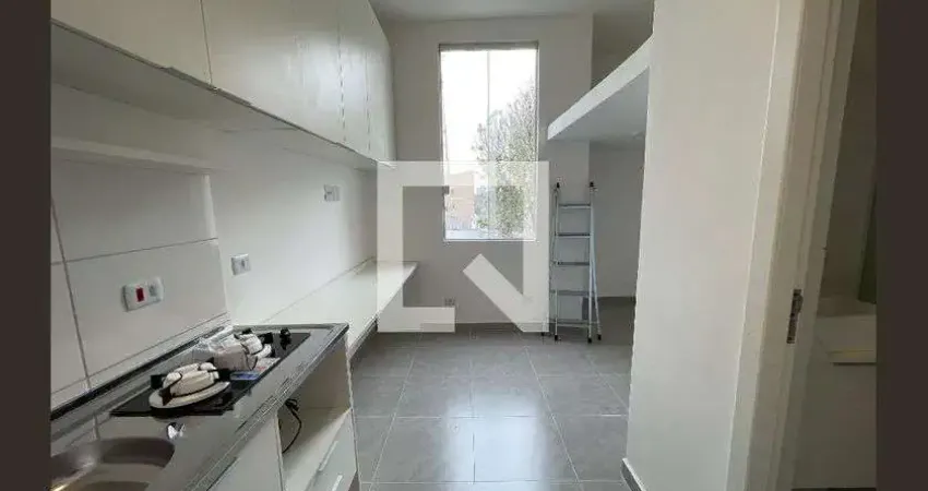 Casa para Aluguel - Jardim Éster Yolanda, 1 Quarto,  24 m² - São Paulo