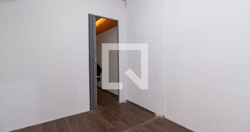 Casa para Aluguel - Ipiranga, 1 Quarto,  90 m² - São Paulo