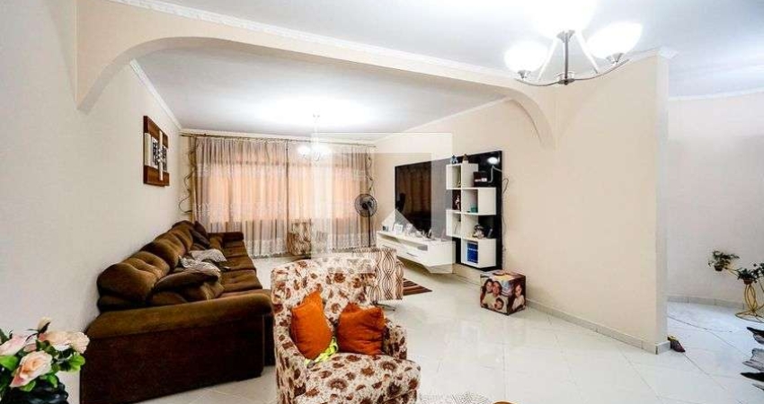 Casa para Aluguel - Vila Carrão, 4 Quartos,  229 m² - São Paulo