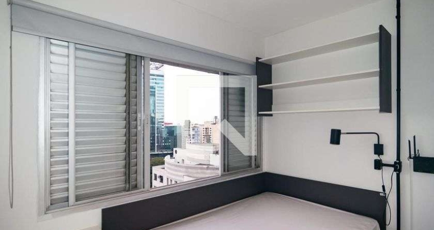 Kitnet / Stúdio para alugar na Rua Maestro Cardim, Bela Vista, São Paulo