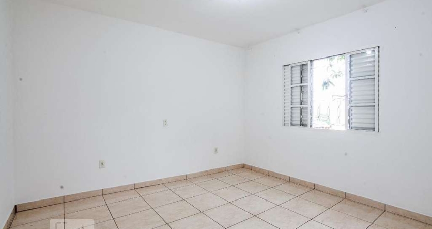 Casa para Aluguel - Jardim Bela Vista, 1 Quarto,  50 m² - Santo André