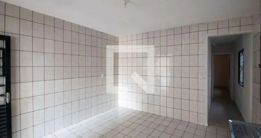 Casa com 1 quarto para alugar na Rua Alonso Peres, Vila Sabrina, São Paulo