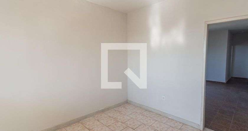 Casa para Aluguel - Concórdia, 3 Quartos,  360 m² - Belo Horizonte