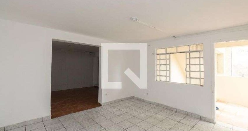 Casa para Aluguel - Vila Sabrina , 2 Quartos,  65 m² - São Paulo