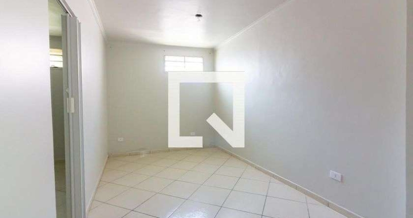Casa para Aluguel - Vila Yara, 2 Quartos,  40 m² - Osasco