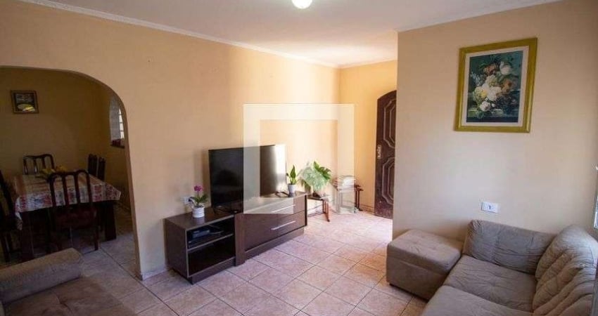 Casa para Aluguel - Itaquera, 3 Quartos,  300 m² - São Paulo