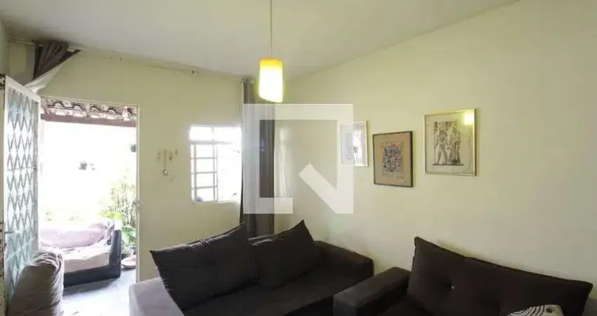 Casa para Aluguel - Planalto, 3 Quartos,  300 m² - Belo Horizonte