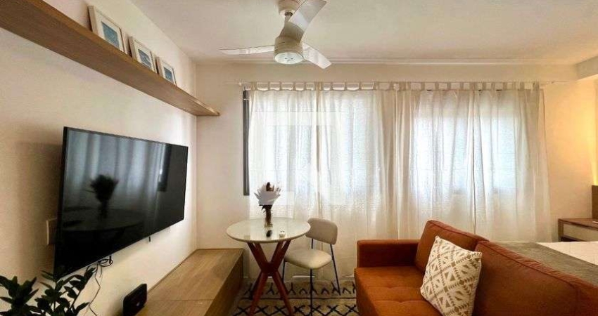 Kitnet / Stúdio para Aluguel - Pinheiros, 1 Quarto,  24 m² - São Paulo