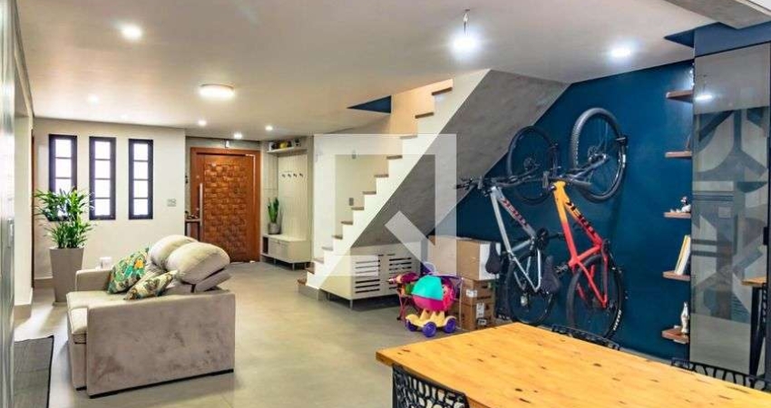 Casa para Aluguel - Planalto Paulista, 3 Quartos,  141 m² - São Paulo