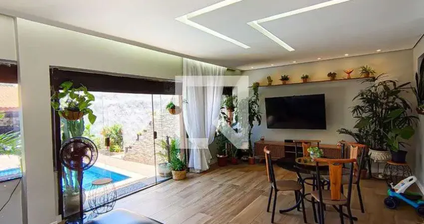 Casa para Aluguel - Pechincha, 5 Quartos,  382 m² - Rio de Janeiro