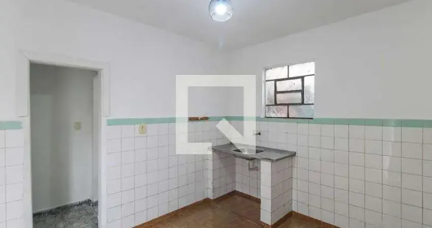 Casa para Aluguel - Vila Alpina, 1 Quarto,  25 m² - São Paulo