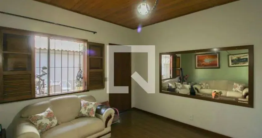 Casa para Aluguel - Planalto, 3 Quartos,  260 m² - Belo Horizonte