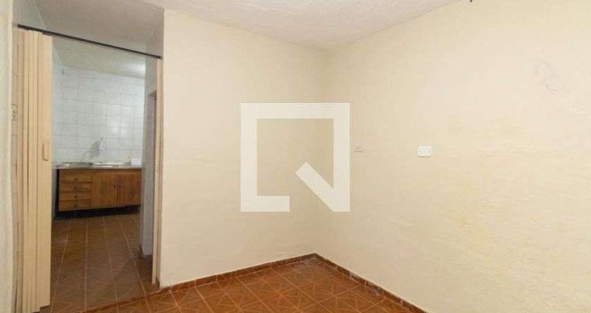 Casa para Aluguel - Vila Progresso, 1 Quarto,  28 m² - São Paulo