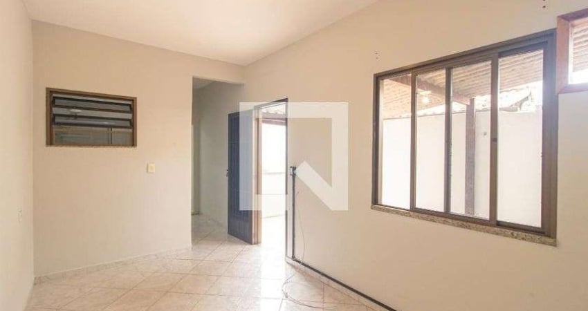Kitnet / Stúdio para Aluguel - Campo Grande, 1 Quarto,  25 m² - Rio de Janeiro