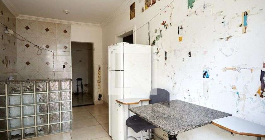 Casa para Aluguel - Anchieta, 1 Quarto,  45 m² - Belo Horizonte