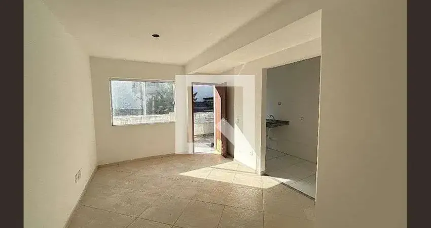 Casa para Aluguel - Piedade, 2 Quartos,  62 m² - Rio de Janeiro