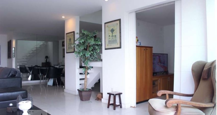 Cobertura para Aluguel - Jardim Oceânico, 4 Quartos,  350 m² - Rio de Janeiro