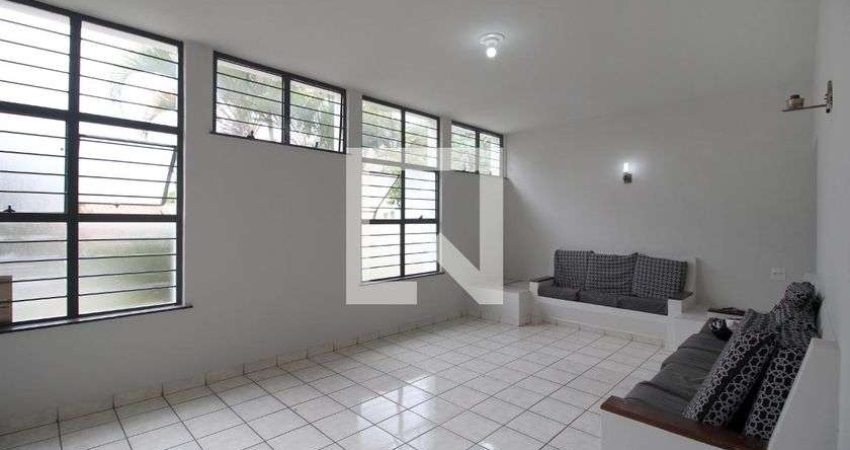 Casa para Aluguel - Jardim Santa Rosália, 5 Quartos,  330 m² - Sorocaba