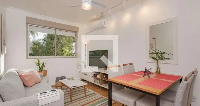 Apartamento para Aluguel - Mont&apos;Serrat, 2 Quartos,  54 m² - Porto Alegre