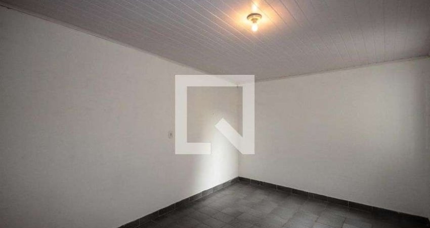 Casa para Aluguel - Vila Macedópolis, 1 Quarto,  30 m² - São Paulo