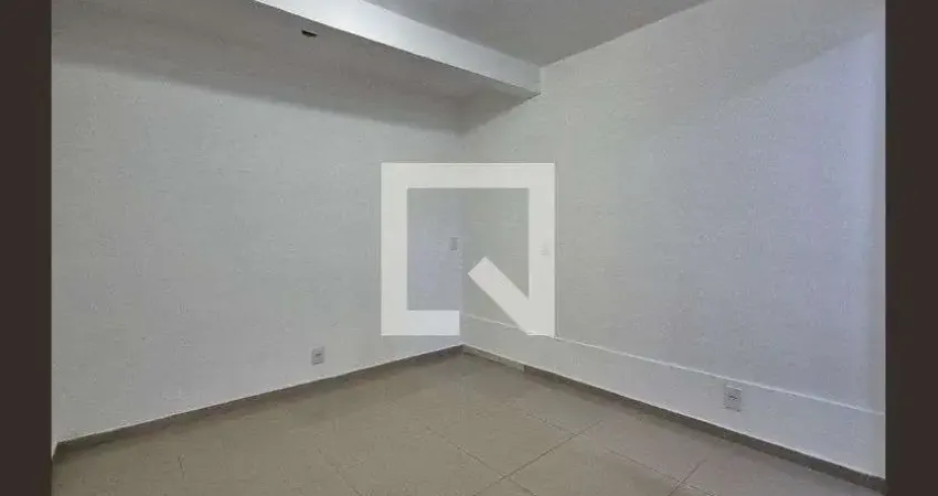 Casa para Aluguel - Recreio, 1 Quarto,  5 m² - Rio de Janeiro