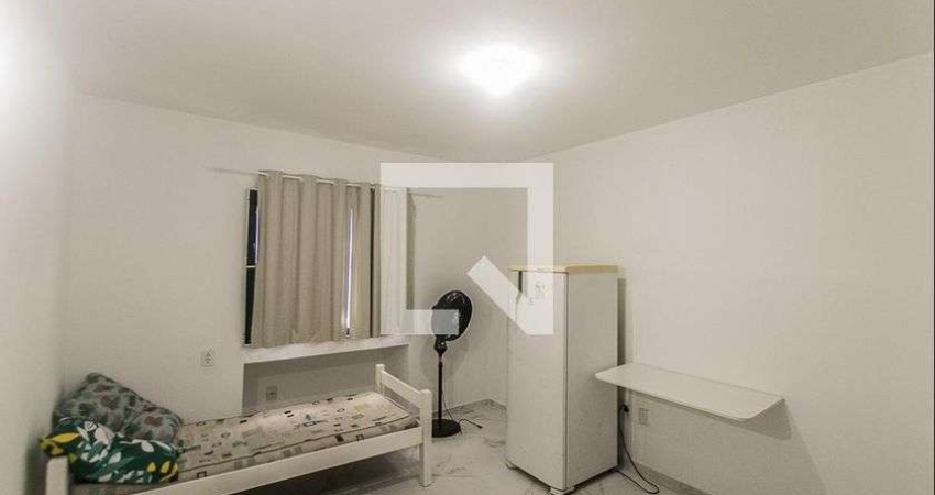 Kitnet / Stúdio para Aluguel - Itapuã, 1 Quarto,  30 m² - Salvador