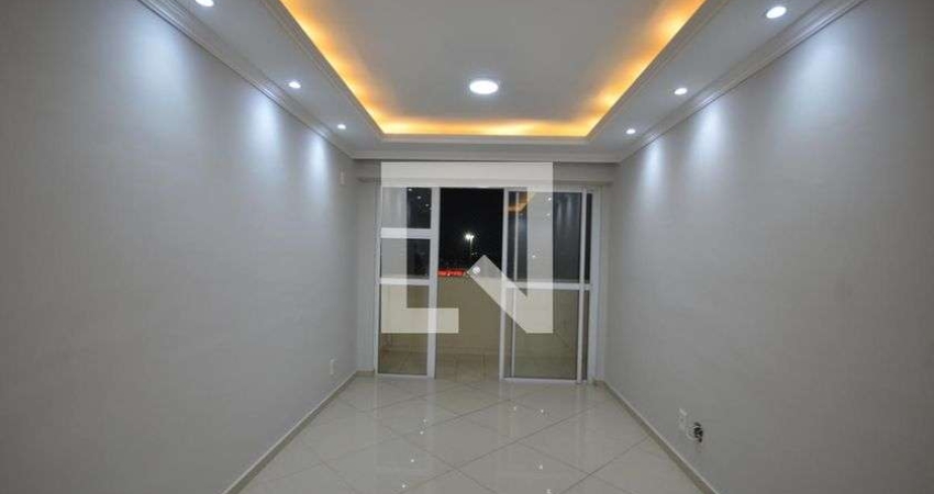 Apartamento para Aluguel - Vila Valqueire, 2 Quartos,  67 m² - Rio de Janeiro