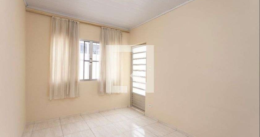 Casa para Aluguel - Jardim Maria Rita, 2 Quartos,  180 m² - São Paulo