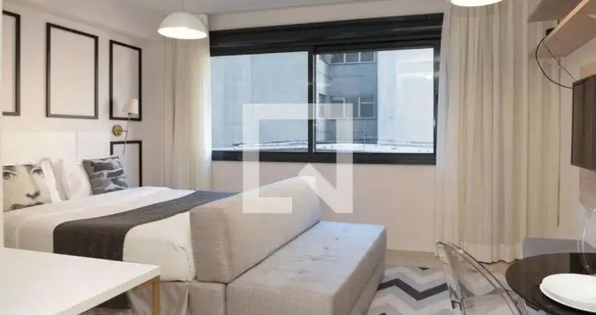 Apartamento para Aluguel - Mont&apos;Serrat, 1 Quarto,  28 m² - Porto Alegre