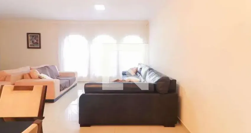 Casa para Aluguel - Jardim Jussara, 3 Quartos,  147 m² - São Paulo