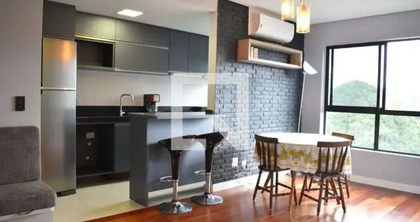 Apartamento para Aluguel - Santo Inácio, 2 Quartos,  55 m² - Curitiba