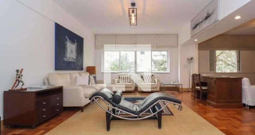 Apartamento para Aluguel - Jardim Paulista, 2 Quartos,  160 m² - São Paulo