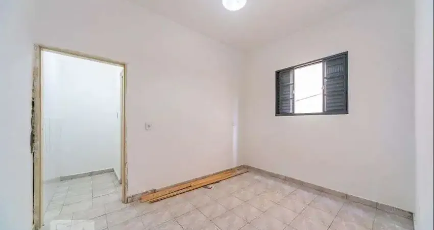 Casa para Aluguel - Parque Novo Oratório, 1 Quarto,  37 m² - Santo André